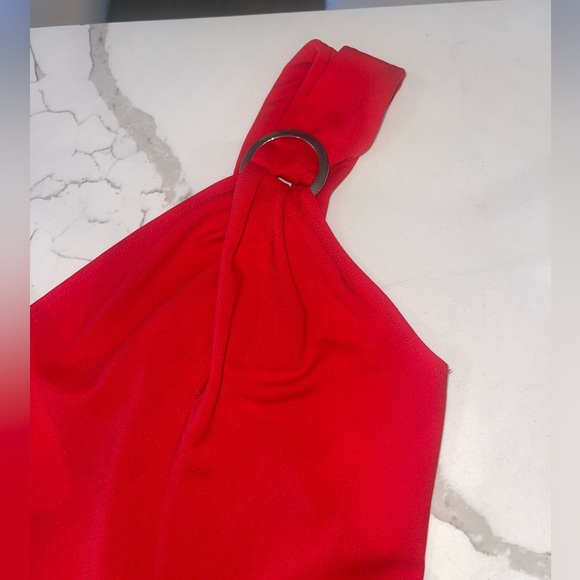 Red half arm bodysuit - Picture 2 of 4